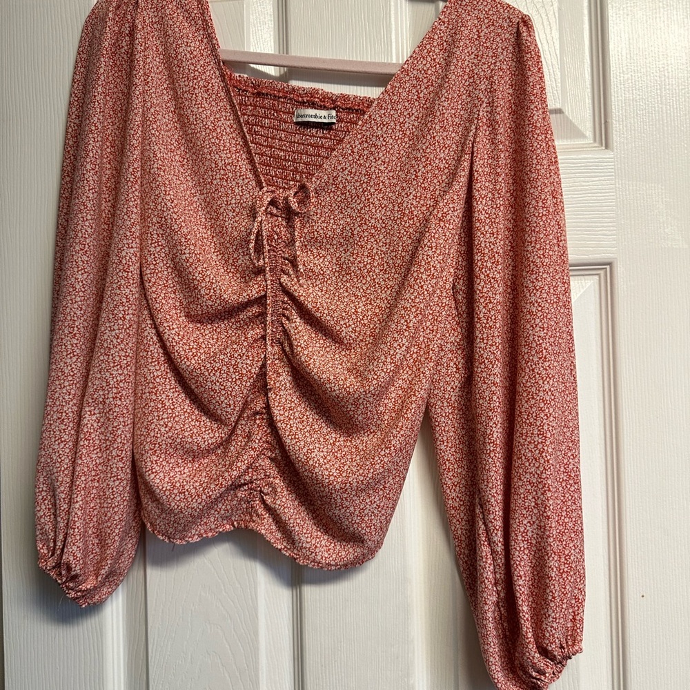 Abercrombie & Fitch Coral Pink Floral Ruched V-Neck Blouse